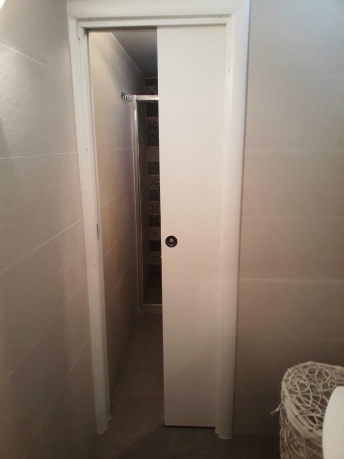 Large And Charming Apartment Near Beach With Big & Sunny Terrace Sumartin Bagian luar foto